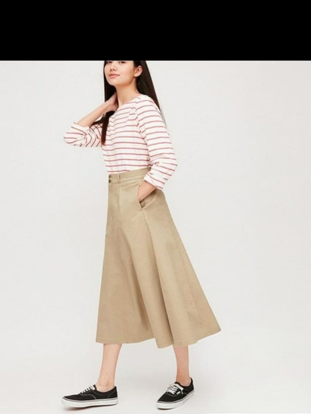 Uniqlo Beige Khaki A-Line Midi Skirt with Pockets 0/XS